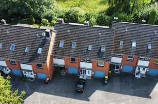 Reihenhaus kaufen in 23626 Ratekau, Mittelreihenhaus Ratekau+Garage-Komplett entkernt-ideal für Handwerker-Vermietung oder Eigennutzung