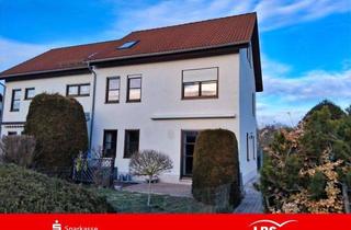 Doppelhaushälfte kaufen in 08525 Plauen, Familienfreundliches Haus mit viel Platz