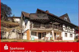 Mehrfamilienhaus kaufen in 78120 Furtwangen, Sonniges Mehrfamilienhaus mit fünf Garagen