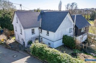 Doppelhaushälfte kaufen in 51674 Wiehl, Wiehl-Dahl: Gemütliche Doppelhaushälfte mit Scheune