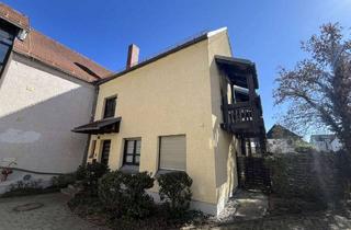 Haus kaufen in 92421 Schwandorf, Die Gelegenheit!"Charmantes Reihenendhaus mit Terrasse & 2 Balkonen - Zentrale Lage in Schwandorf"