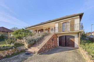 Einfamilienhaus kaufen in 67590 Monsheim, Christian Dik Immobilien/ Einfamilienhaus mit architektonischen Charakter im französischen Stil