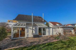 Einfamilienhaus kaufen in 76669 Bad Schönborn, Ruhig gelegenes Einfamilienhaus mit Wintergarten, Terrasse und Teich