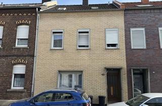 Reihenhaus kaufen in 52353 Düren, Innenhof inklusive: Reihenhaus mit Entwicklungspotenzial