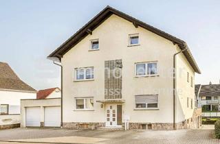 Haus kaufen in 68794 Oberhausen-Rheinhausen, Kapitalanlage mit Substanz: Mehrparteienhaus mit Entwicklungspotenzial