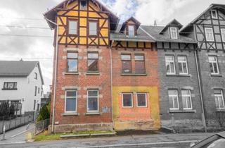 Haus kaufen in 07318 Saalfeld, Familienfreundliches Dreifamilienhaus in ruhiger Lage von Saalfeld