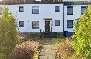 Haus kaufen in 29439 Lüchow, Reihenmittelhaus mit kleiner Gartenparzelle, Terrasse & Loggia in ruhiger Wohngegend von Lüchow