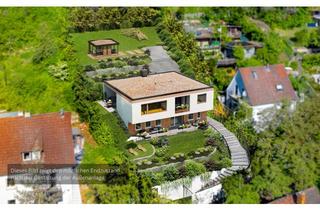 Einfamilienhaus kaufen in 97080 Unterdürrbach, Ideal für Familien: Freistehendes Einfamilienhaus mit Weitblick