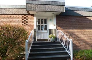 Haus kaufen in Augustin-Wibbelt-Straße 31, 46242 Fuhlenbrock, Exklusiver Bungalow (mit Einlieger) in Bestlage, Doppelgarage