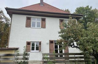 Einfamilienhaus kaufen in Am Bergergraben 10, 86720 Nördlingen, Sanierungsbedürftiges Einfamilienhaus an der Stadtmauer im Erbbaurecht zu vergeben!