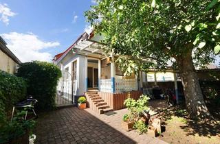 Haus mieten in 65479 Raunheim, Einfamilienhaus mit großem Garten im Herzen Raunheims