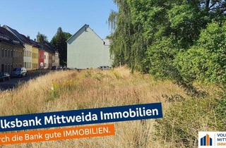 Grundstück zu kaufen in 09661 Hainichen, Großes Baugrundstück, bestehend aus zwei Flurstücken! Vorplanung für 2 EFH verfügbar!
