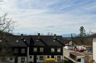 Wohnung kaufen in Föhrenweg, 83301 Traunreut, Attraktive 2-Zimmer-Wohnung mit Südbalkon in Traunreut – gepflegt & modernisiert