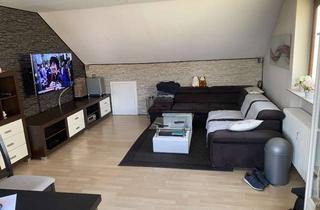 Wohnung kaufen in Gartenstrasse 26, 69493 Hirschberg, Leutershausen, Feldrandlage. 3 Zimmer, Küche, Bad, Dachbalkon plus extra Gäste WC. Povisionsfrei