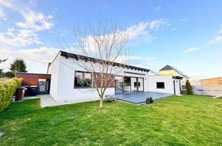 Haus kaufen in Ostring 18, 06188 Landsberg, moderner Bungalow mit Solarthermie und PV-Anlage -provisionsfrei-