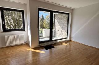 Wohnung mieten in Dültgenstaler Straße 20, 42719 Wald, Ruhiges 1-Zimmer-Appartement mit Südbalkon & Rundum-Service – Solingen-Wald