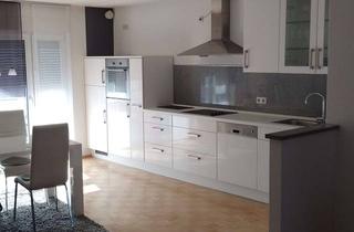 Wohnung mieten in 76149 Neureut, Helle 2-Zimmer Wohnung mit Balkon im 2. OG in Karlsruhe-Neureut