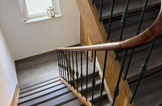 Haus kaufen in Dieburger Straße, 63225 Langen, MFH mit 3-Wohneinheiten und einer Garage in Langen