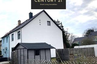 Haus kaufen in 90513 Zirndorf, Attraktives REH, Garten und zwei Garagen in Zirndorf