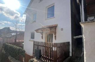 Haus mieten in 93164 Laaber, Kleines Haus in Laaber mit Burgblick