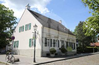 Grundstück zu kaufen in 14109 Wannsee, Weite. Wannsee. Wohngefühl. – Saniertes Haus mit großem Garten direkt am Wald