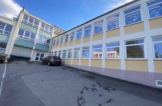 Büro zu mieten in Neuenhofer Straße 101, 42657 Solingen, Ebenerdige Büros mit Nebenräumen in Solingen Höhscheid direkt an B229