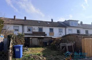 Haus kaufen in Eichenstraße, 87600 Kaufbeuren, Renovierungsbedürftiges Reihenmittelhaus in Hirschzell