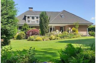 Einfamilienhaus kaufen in 21682 Stade, Architektenhaus mit See-Baugrundstück in toller Lage von Stade