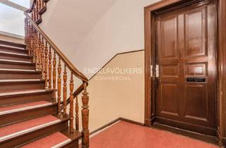 Haus kaufen in Am Buddeplatz, 13507 Berlin, Berlin - Repräsentativer Altbau in Platzlage