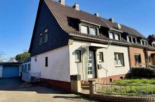 Doppelhaushälfte kaufen in 47445 Moers, Moers - Doppelhaushälfte mit tollem Grundstück in beliebter Lage in Moers-Eick