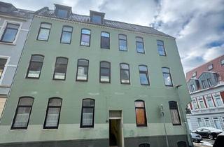 Haus kaufen in 27576 Bremerhaven, Bremerhaven - 7-Familienhaus in Bremerhaven Surfeldstraße 450.000? VB