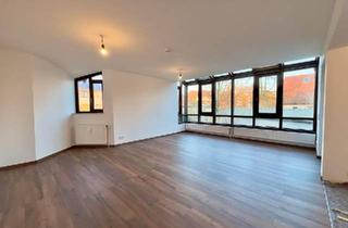 Wohnung kaufen in 27749 Delmenhorst, Delmenhorst - Modernisierte 2-Zimmerwohnung mit TG-Stellplatz