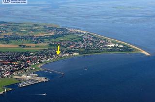 Wohnung kaufen in Strichweg 97, 27476 Cuxhaven, Grimmershörnbucht: West-Wohnung mit Balkon in 3. Hausreihe am Nordseedeich (Elbe) mit Grünstrand