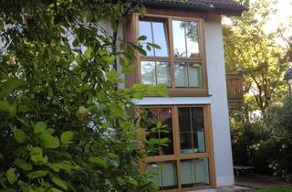 Wohnung kaufen in Eigerstraße 37a, 81825 Trudering-Riem, Außergewöhnliche 1,5-Zimmer Gartenwohnung in der Gartenstadt München-Trudering