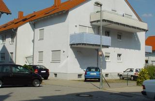 Wohnung kaufen in Potsdamer Ring, 76344 Eggenstein-Leopoldshafen, 2-Zimmer Dachgeschosswohnung mit Balkon in Eggenstein in ruhiger Lage mit Stellplatz ohne Makler