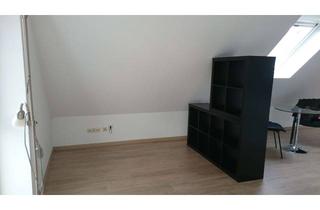 Wohnung kaufen in 23611 Bad Schwartau, Charmante 1,5-Zimmer Dachgeschosswohnung in Bad Schwartau, frisch saniert