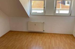 Wohnung kaufen in Dionysusstraße 75, 47798 Stadtmitte, 2-Zimmer-Dachgeschosswohnung in unmittelbarer Nähe zum Stadtgarten