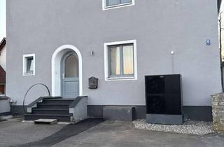 Wohnung mieten in Münchener Str 32, 85290 Geisenfeld, Diese ca. 100 m² große 4‑Zimmer‑Wohnung befindet sich in ruhiger und naturnaher Lage von Geisenfeld