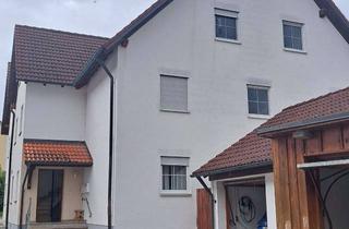 Wohnung mieten in Dorfstr. 7b, 86850 Fischach, Schöne 4-Zimmer Maisonette in Dreifamilienhaus. Fischach-Reitenbuch. 1280,- Euro warm, inkl. Garage