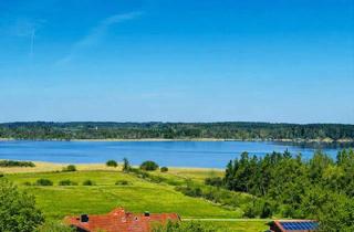 Wohnung mieten in Neukirchener Str, 83083 Riedering, Neue 3,5 Zimmer Dachgeschosswohnung mit grandiosem Blick, Holzofen, Balkon...