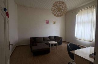 Wohnung mieten in 51645 Gummersbach, Großzügige 2-Zimmer-Wohnunung in zentraler Lage von Gummersbach-Derschlag!