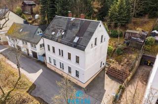 Haus kaufen in Bergfreiheit 16, 08280 Aue, Träume brauchen Räume! Großzügiges Zweifamilienhaus mit Potential am Fuße des Heidelsbergs in Aue!