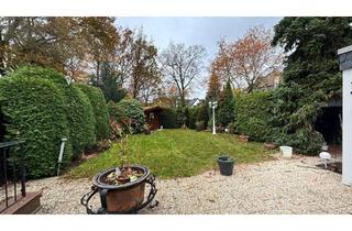 Haus kaufen in 41069 Holt, Glückliche Chance - DHH in bevorzugter Lage am Nordpark