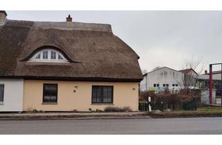 Einfamilienhaus kaufen in Dorfstraße 35, 18581 Putbus, Insel Rügen / Einfamilienhaus / Doppelhaushälfte mit 1813qm Eigentumsgrundstück