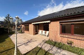 Haus kaufen in Friedrich-Naumann-Weg, 25337 Elmshorn, *Gepflegter Bungalow mit 4 Zimmern und Garage zu verkaufen*