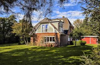 Haus kaufen in 25813 Husum, Großzügiges Anwesen in Schobüll - Nordseenähe, Feldblick, zwei Wohneinheiten