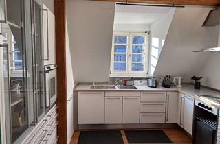 Immobilie mieten in 80637 Neuhausen-Nymphenburg, Sehr schöne möblierte Altbauwohnung in Nymphenburg/Gern