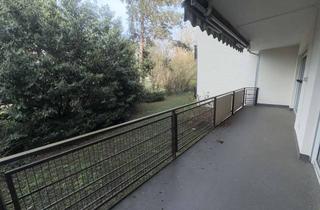 Wohnung kaufen in 76530 Innenstadt, Einziehen & wohlfühlen.... 2 Zimmer mit überdachtem Balkon nahe Zentrum