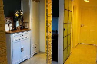 Wohnung kaufen in 47807 Fischeln, Provisionsfrei!! Stilvolle, modernisierte 2-Zimmer-Wohnung mit Balkon und Einbauküche in Krefeld