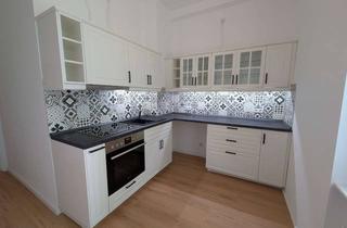 Wohnung mieten in Eichborndamm 24, 13403 Reinickendorf, Erstbezug nach Sanierung: 2- Zimmer Wohnung mit EBK + begehbarer Kleiderschrank